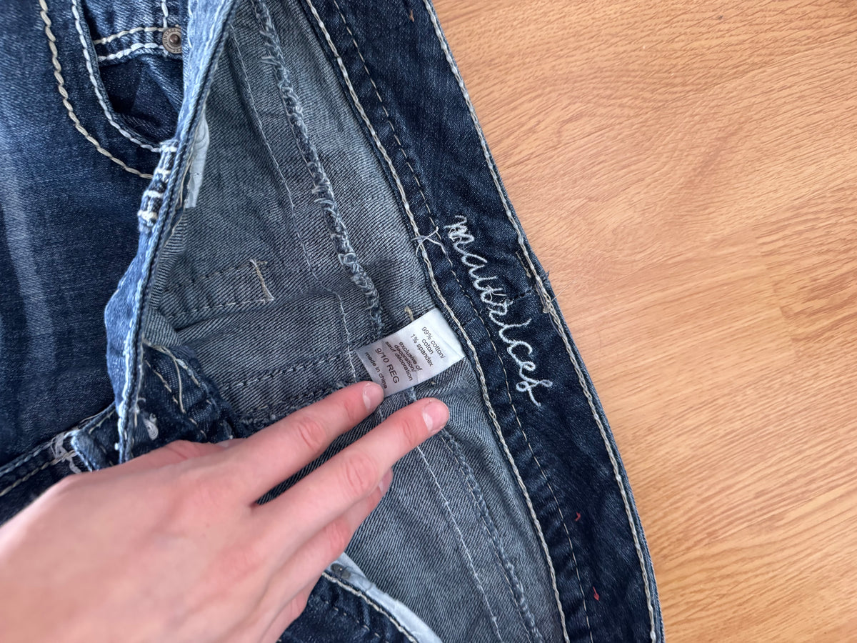 Low-rise jeans size: M
