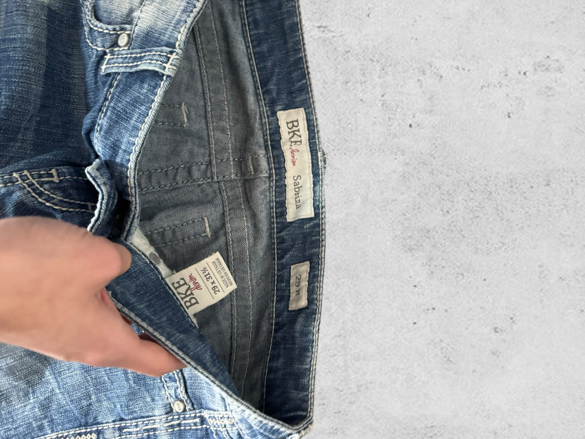 Low-rise jeans size M