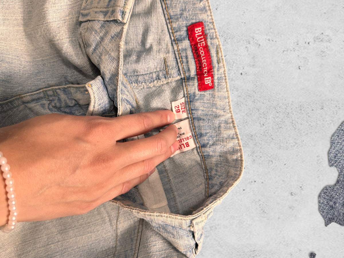 Utsvängda jeans stl: XS