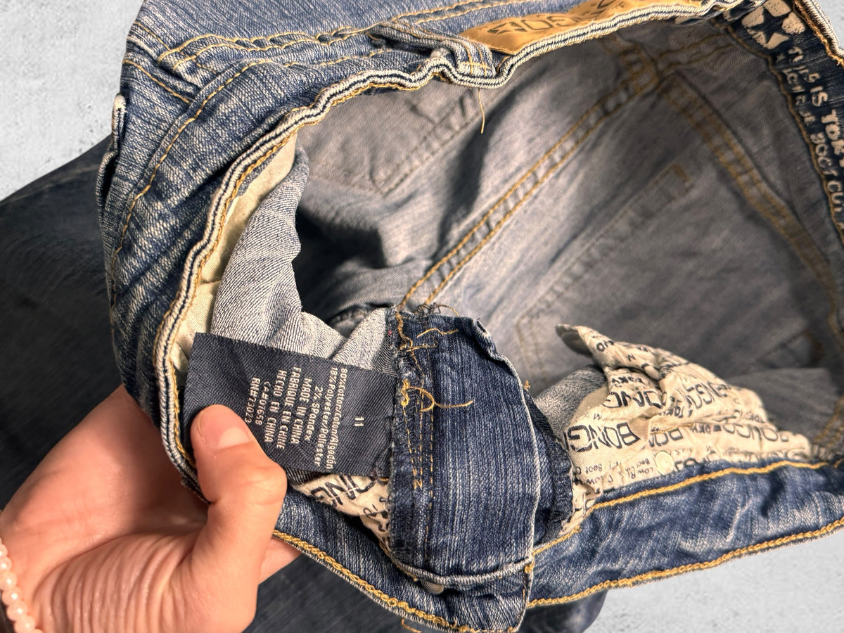 Utsvängda jeans stl: S
