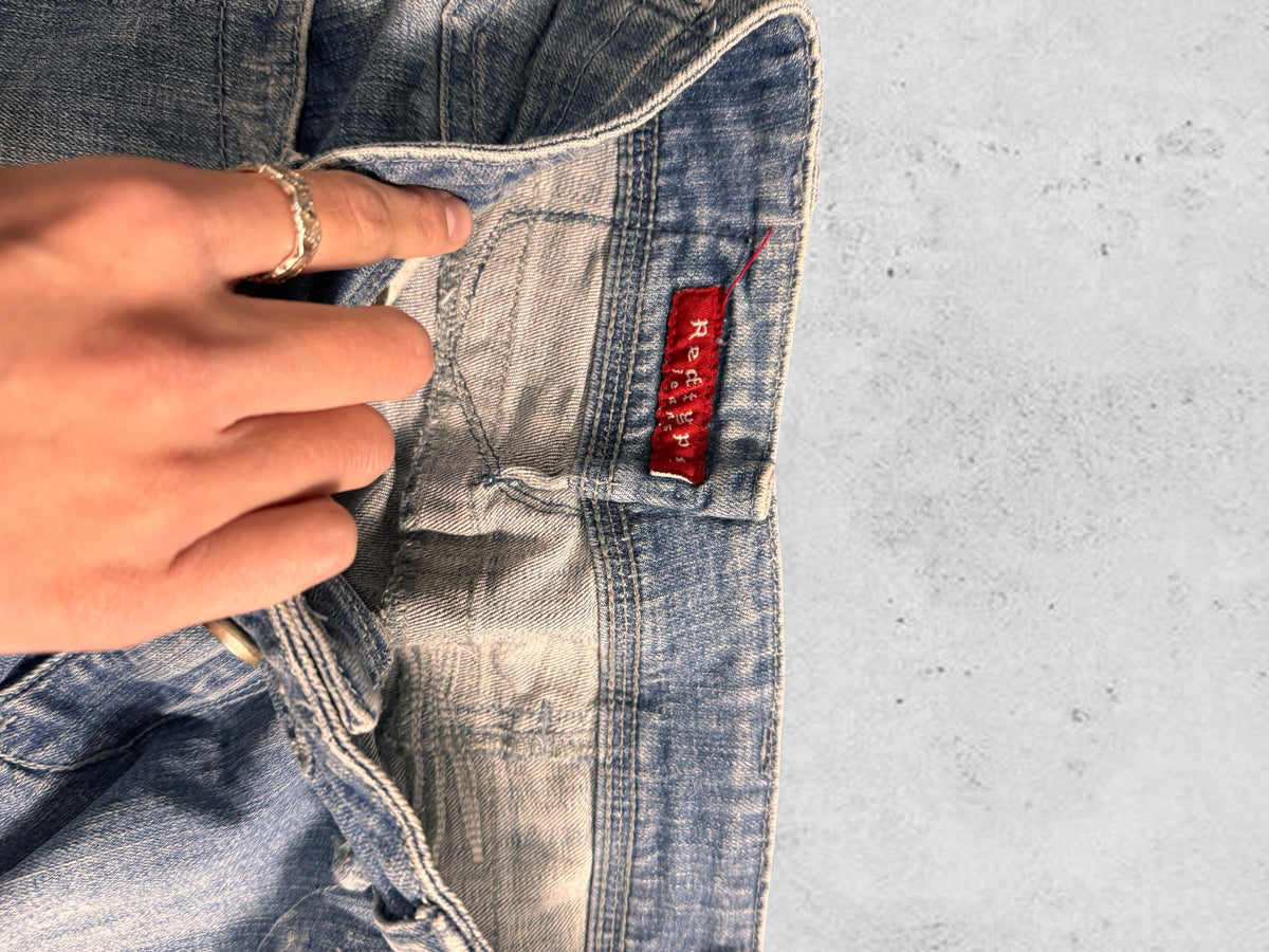 Utsvängda jeans stl: S