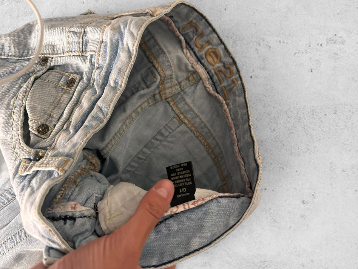 Low-rise jeans size: XXS