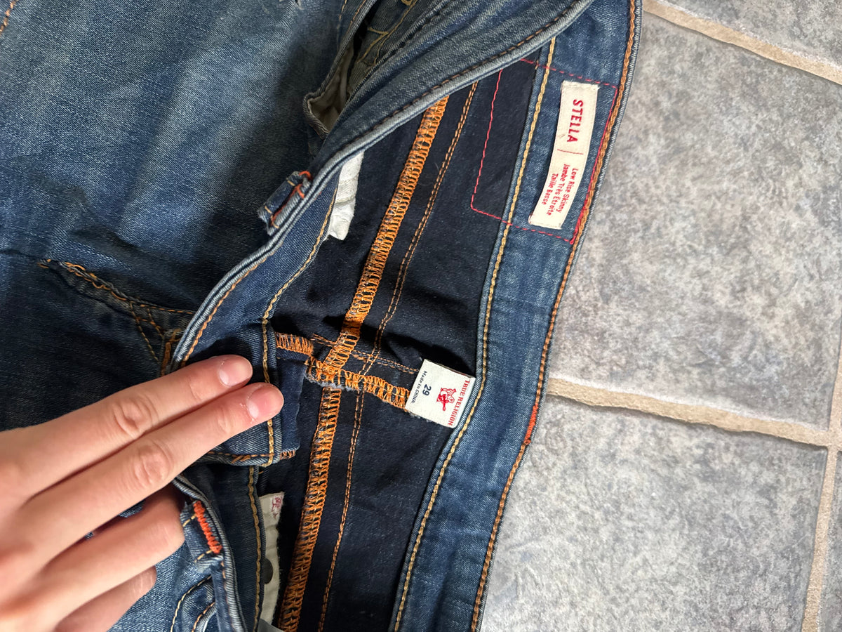 True religion skirt size: XS/S