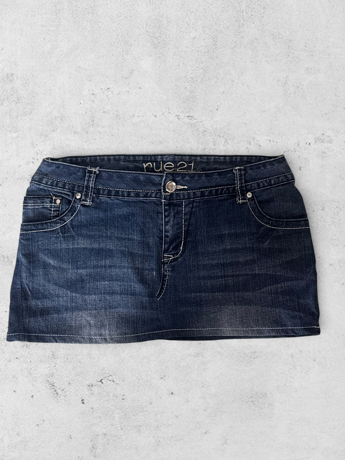 Denim skirt size: M