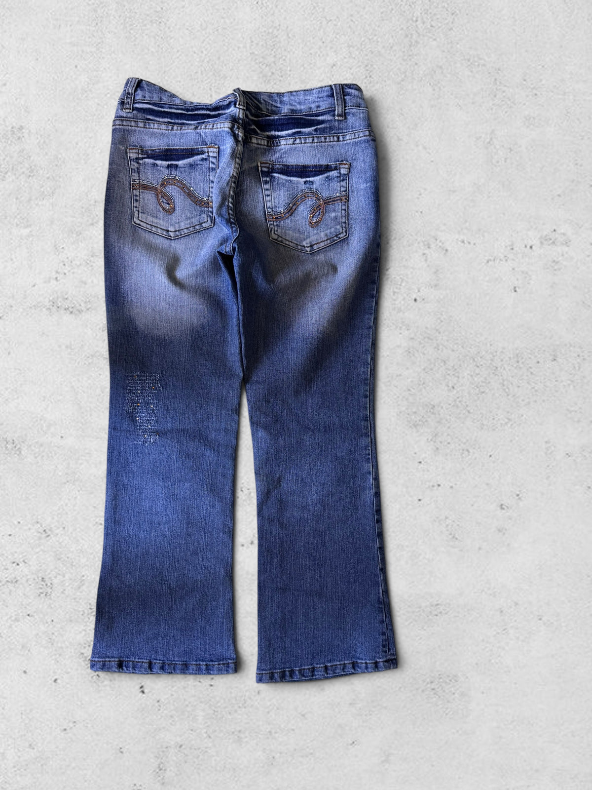 Bundle 19 pairs of jeans size: various