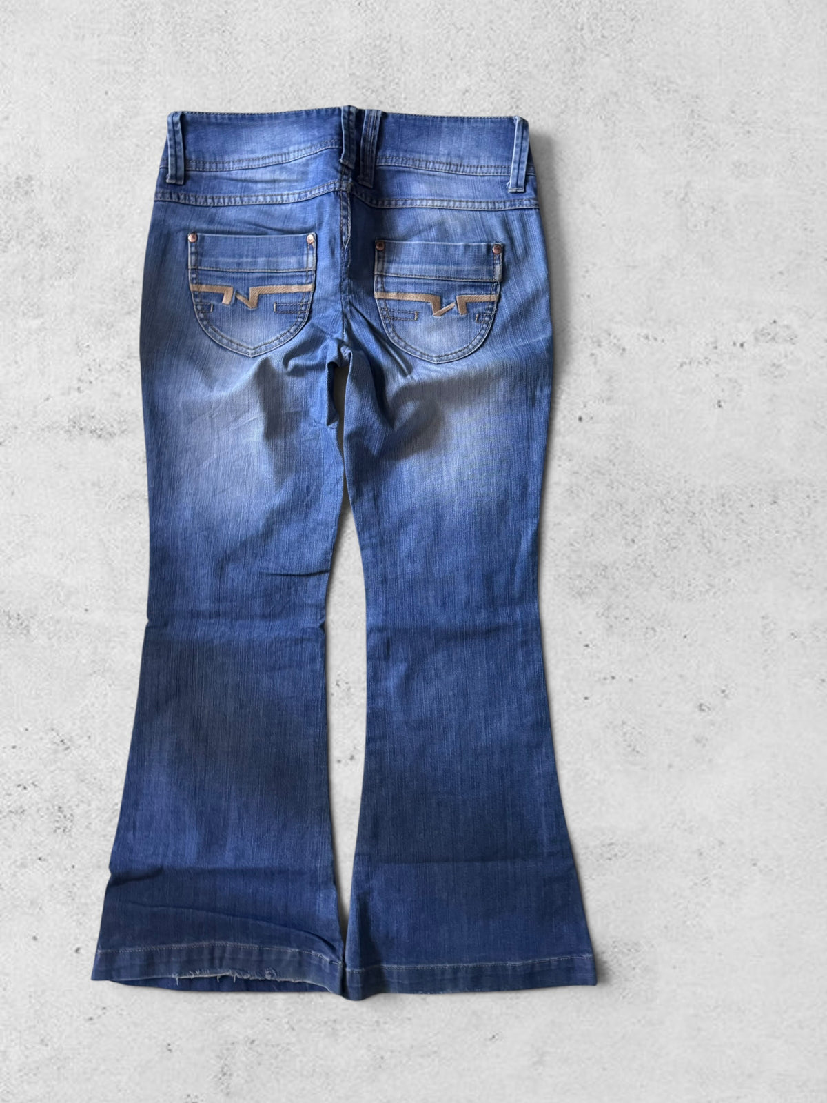 Bundle 19 pairs of jeans size: various
