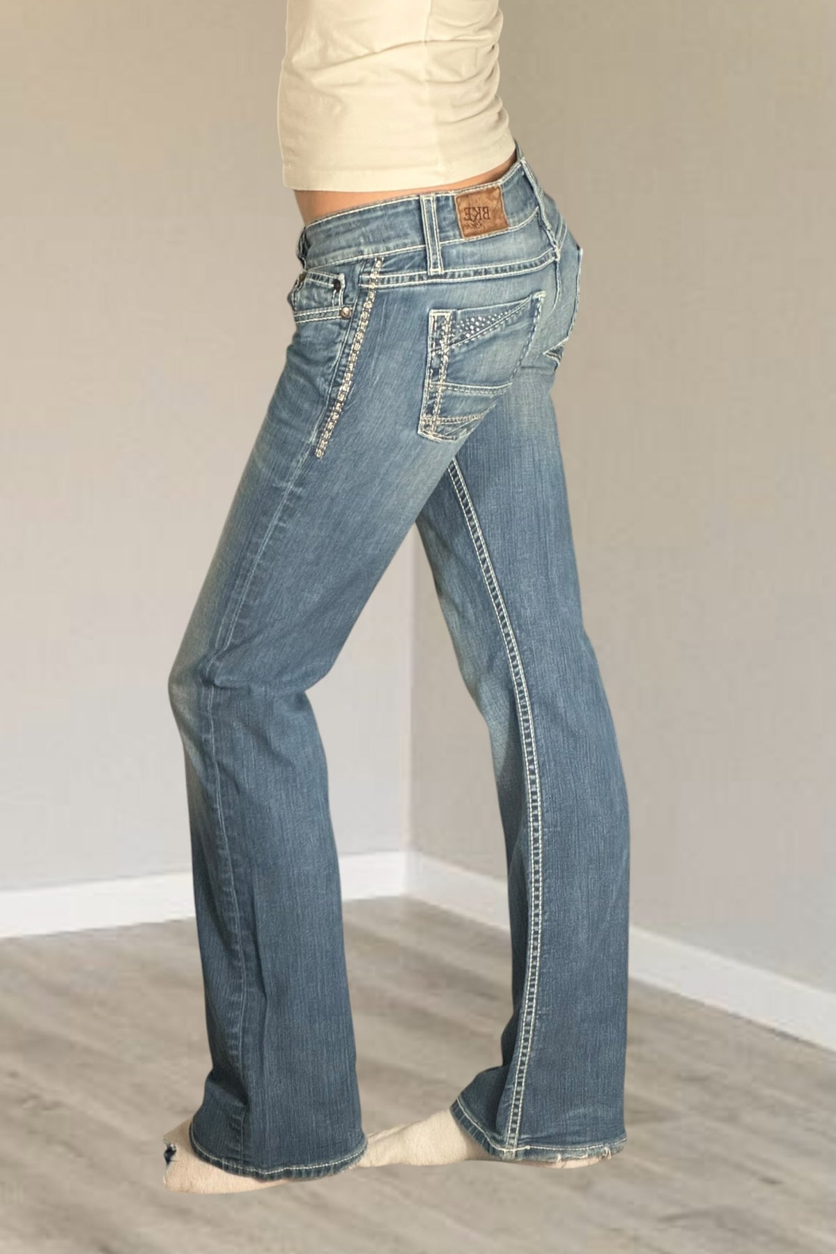 Low-rise jeans size: XS