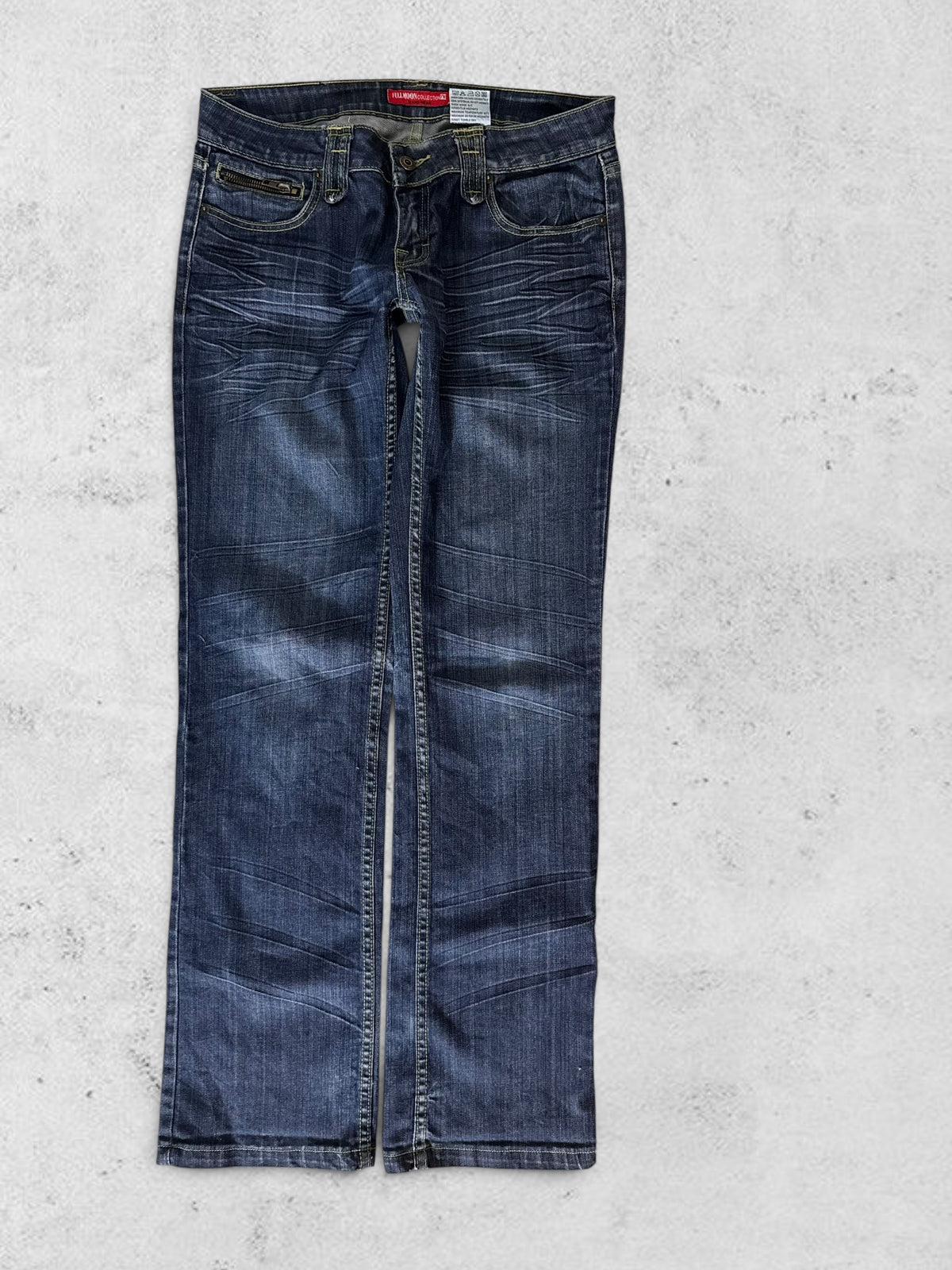 Low-rise jeans size: M