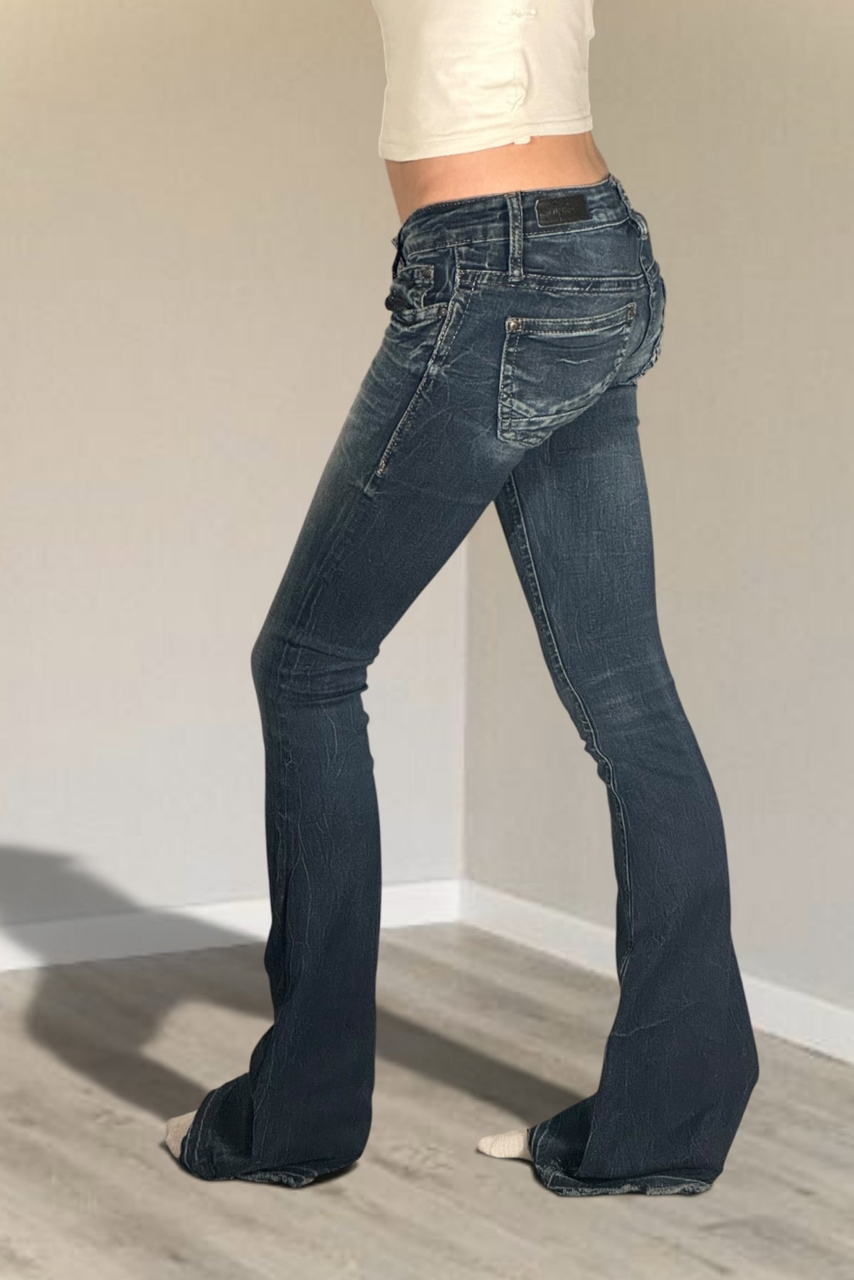 Low-rise jeans size: XS