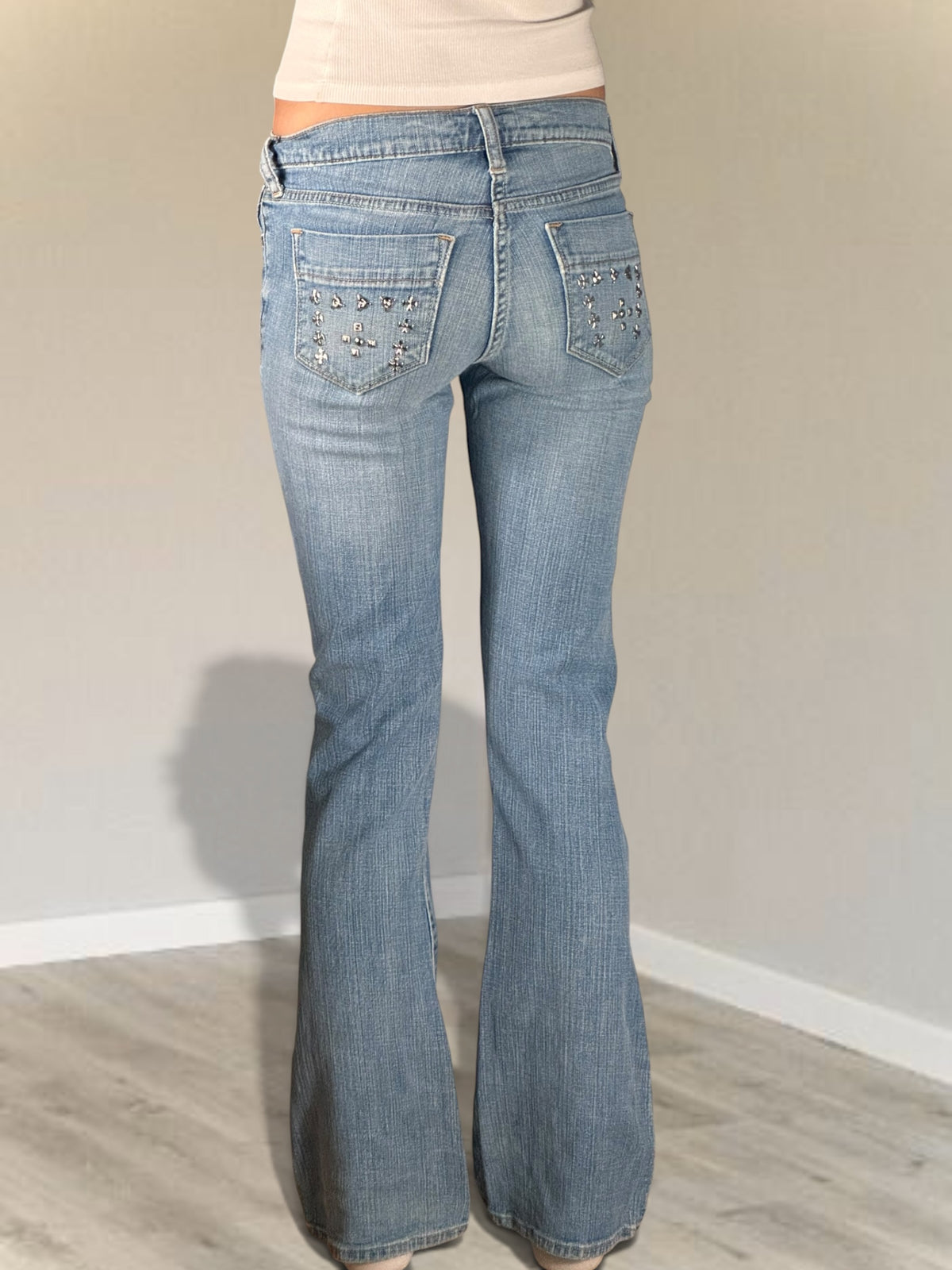 Low-rise jeans size: XS