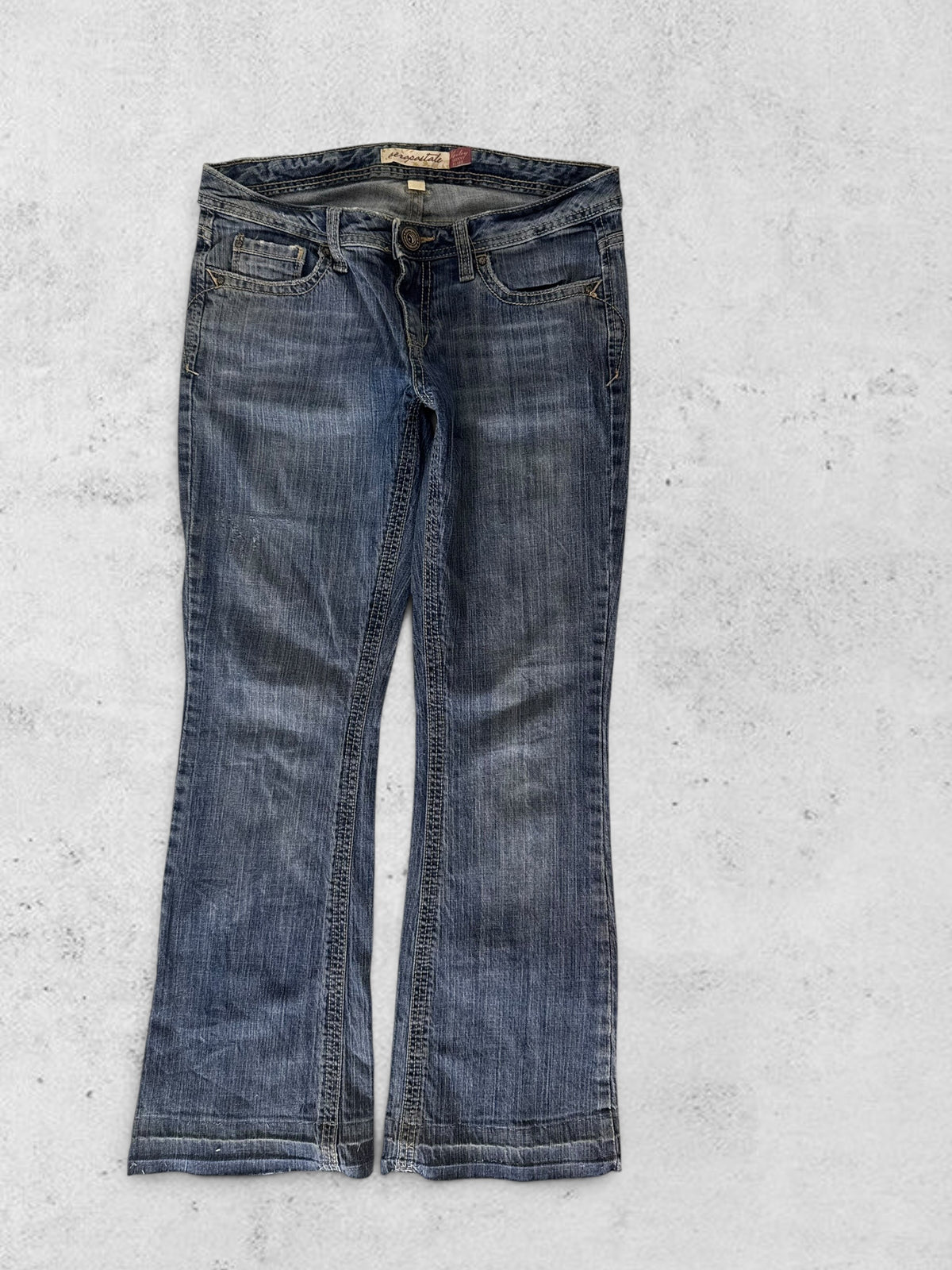 Low-waisted jeans size: S