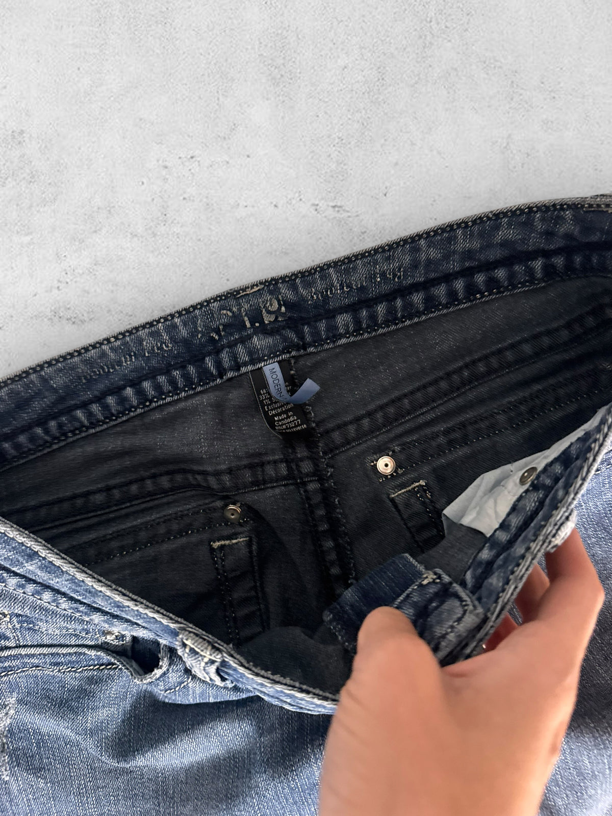 Low-rise jeans size: M