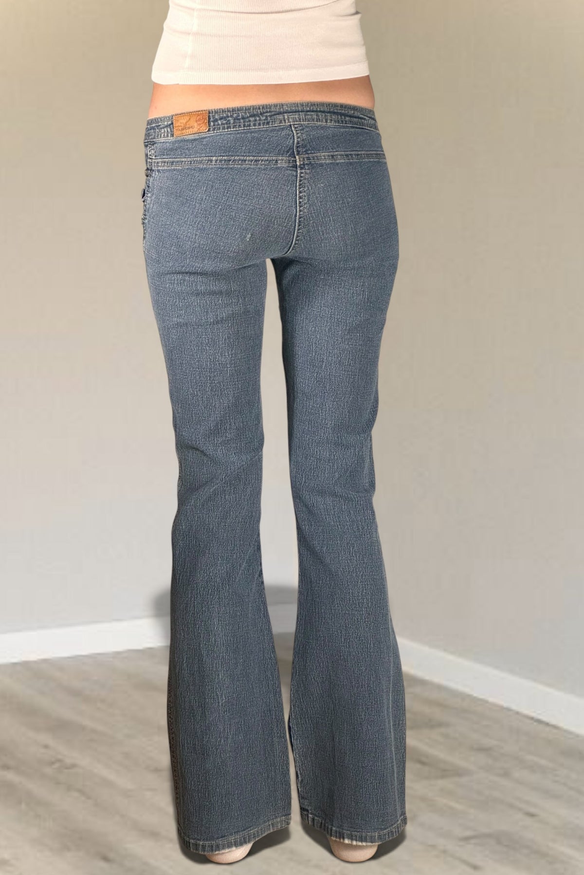 Low-rise jeans size: XS