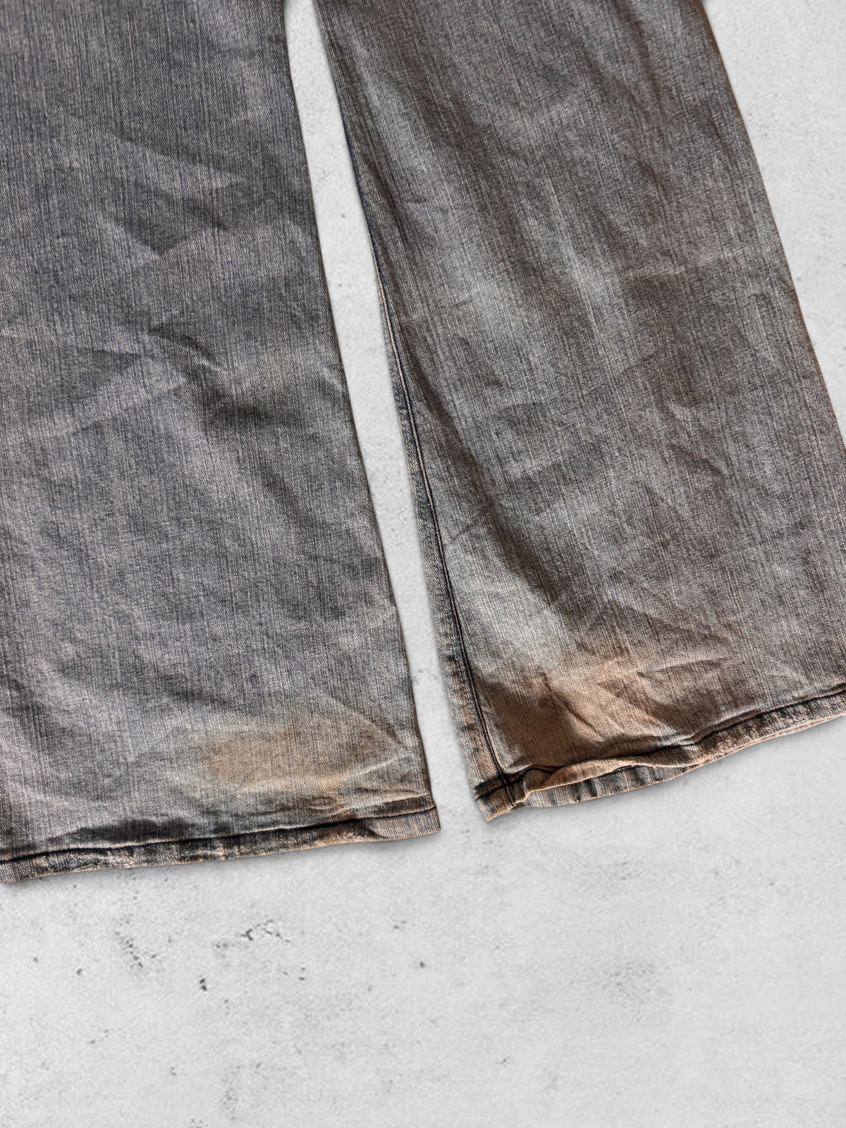 Low-waist jeans size: XL