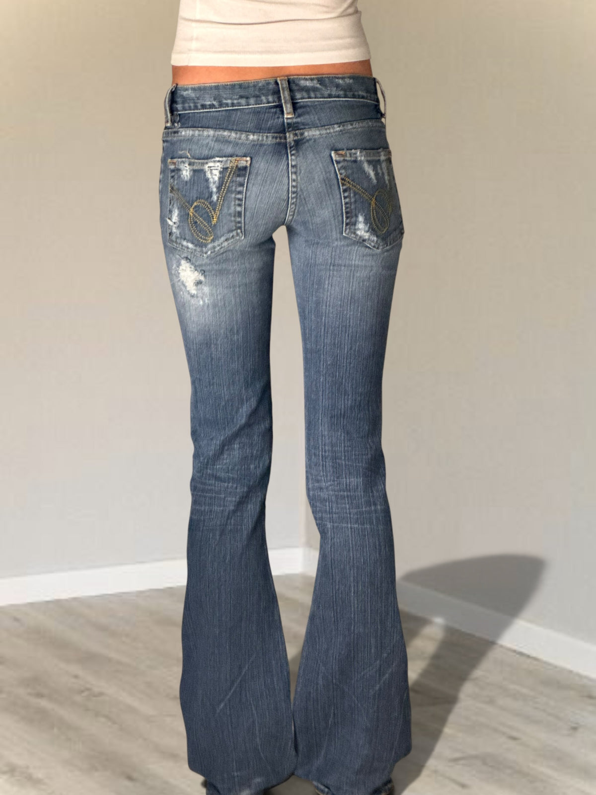 Low-rise jeans size: XS