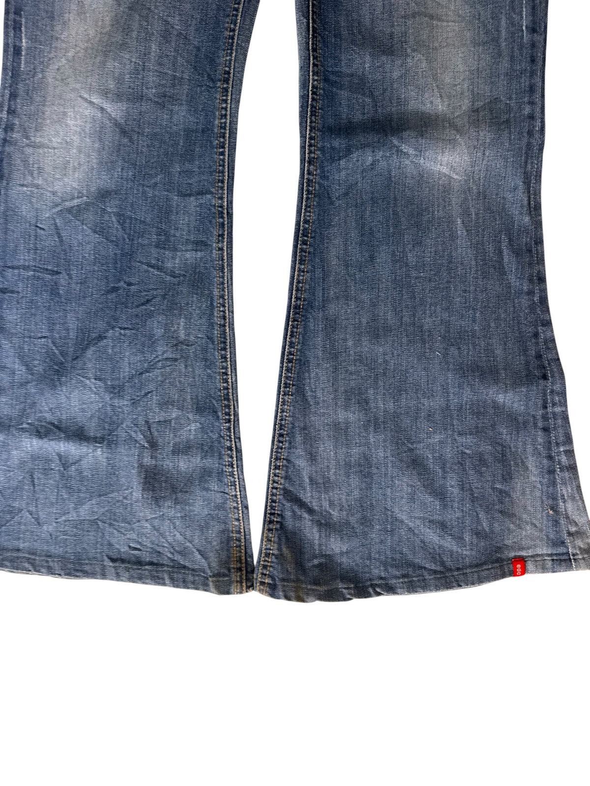 Low-rise jeans size: L
