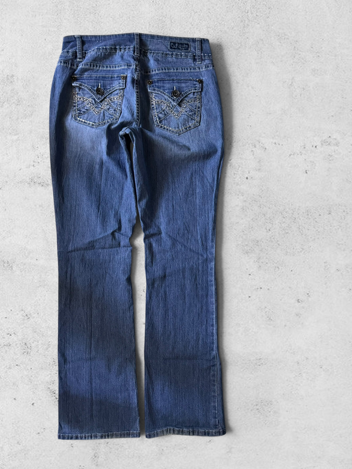 Bundle 19 pairs of jeans size: various
