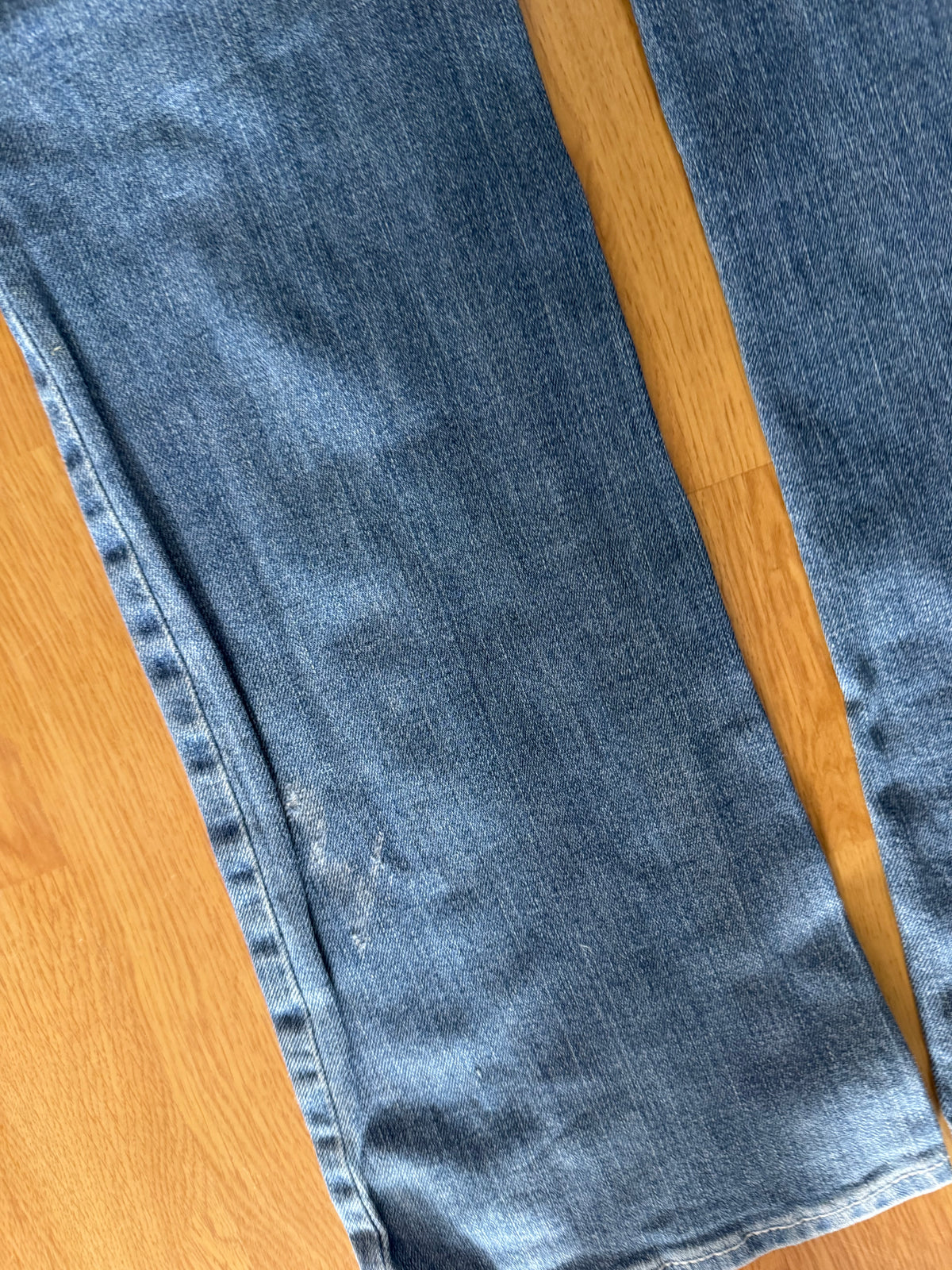 Low-rise jeans size: S