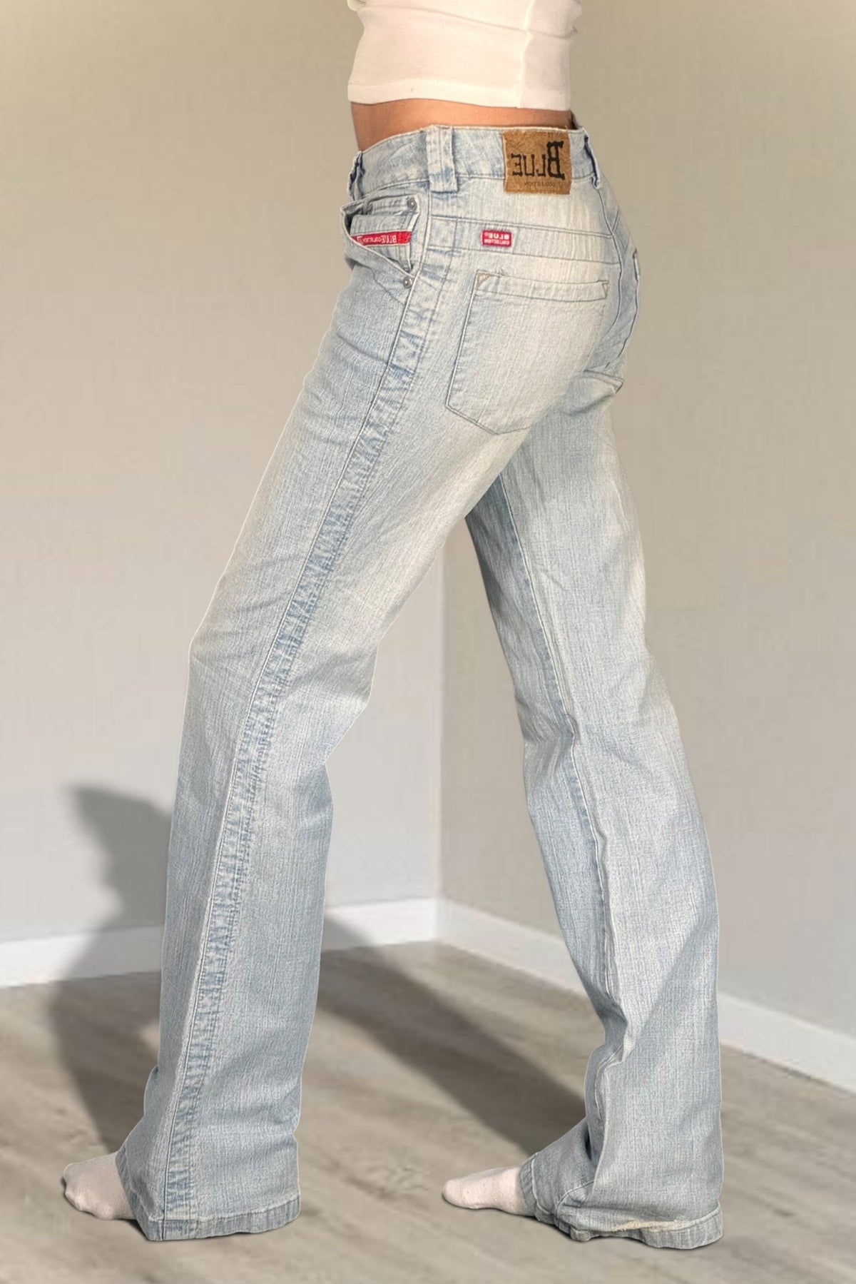 Utsvängda jeans stl: XS