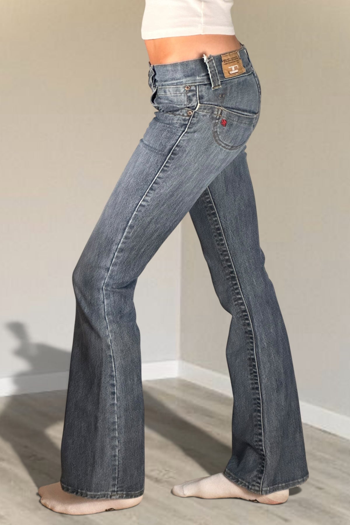 Low-rise jeans size: XXS