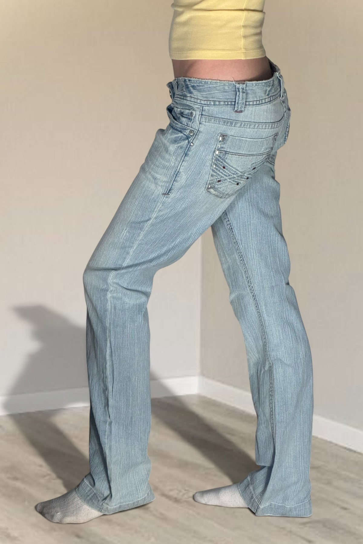 Low-rise jeans size: S