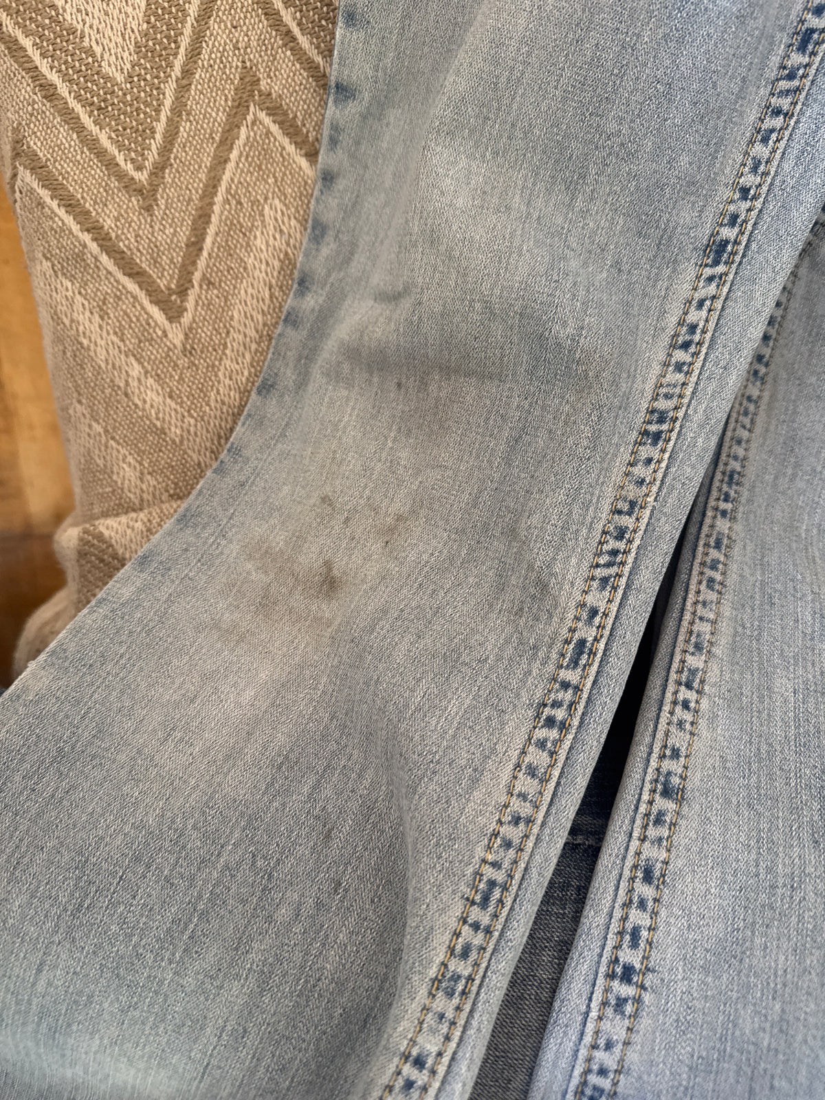 Low-rise jeans size: S