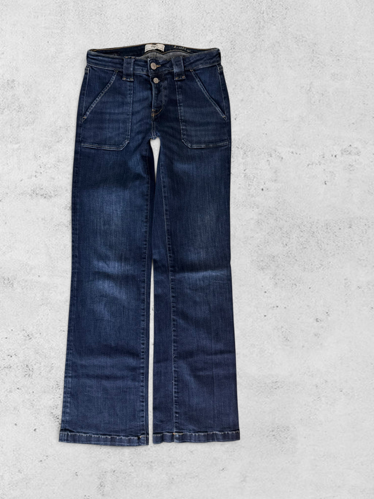 Utsvängda jeans stl: XS