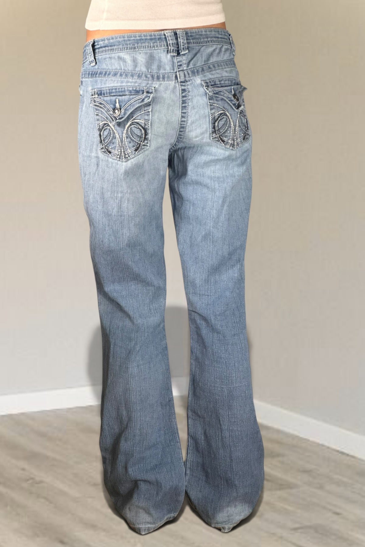 Low-rise jeans size: S