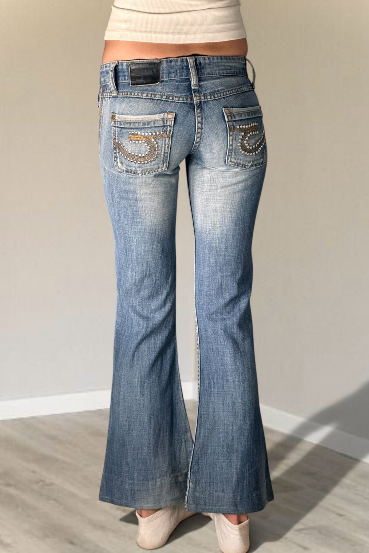 Low-rise jeans size: XXS