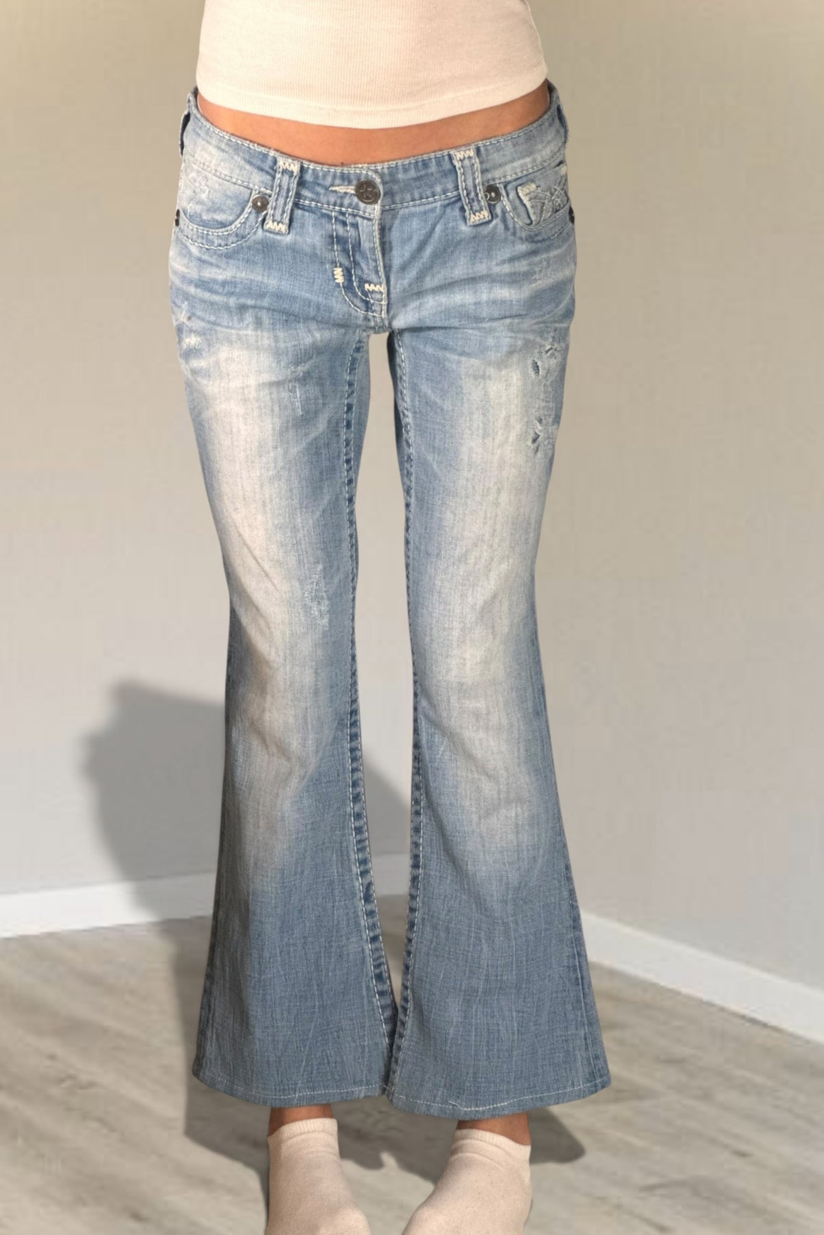 Low-waisted jeans size: S