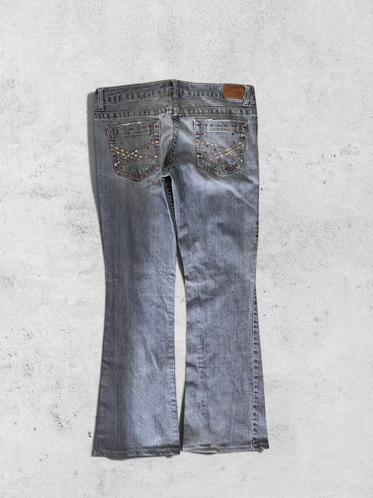 Low-rise jeans size: M