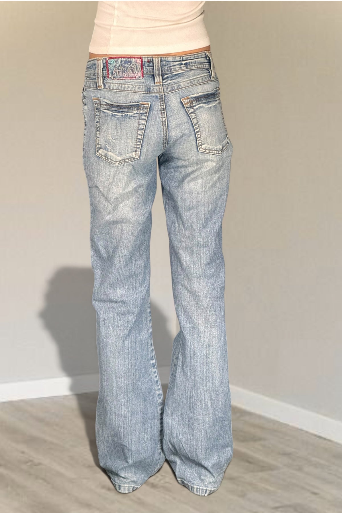 Utsvängda jeans stl: XS