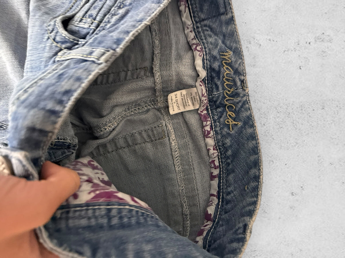 Low-rise jeans size: S