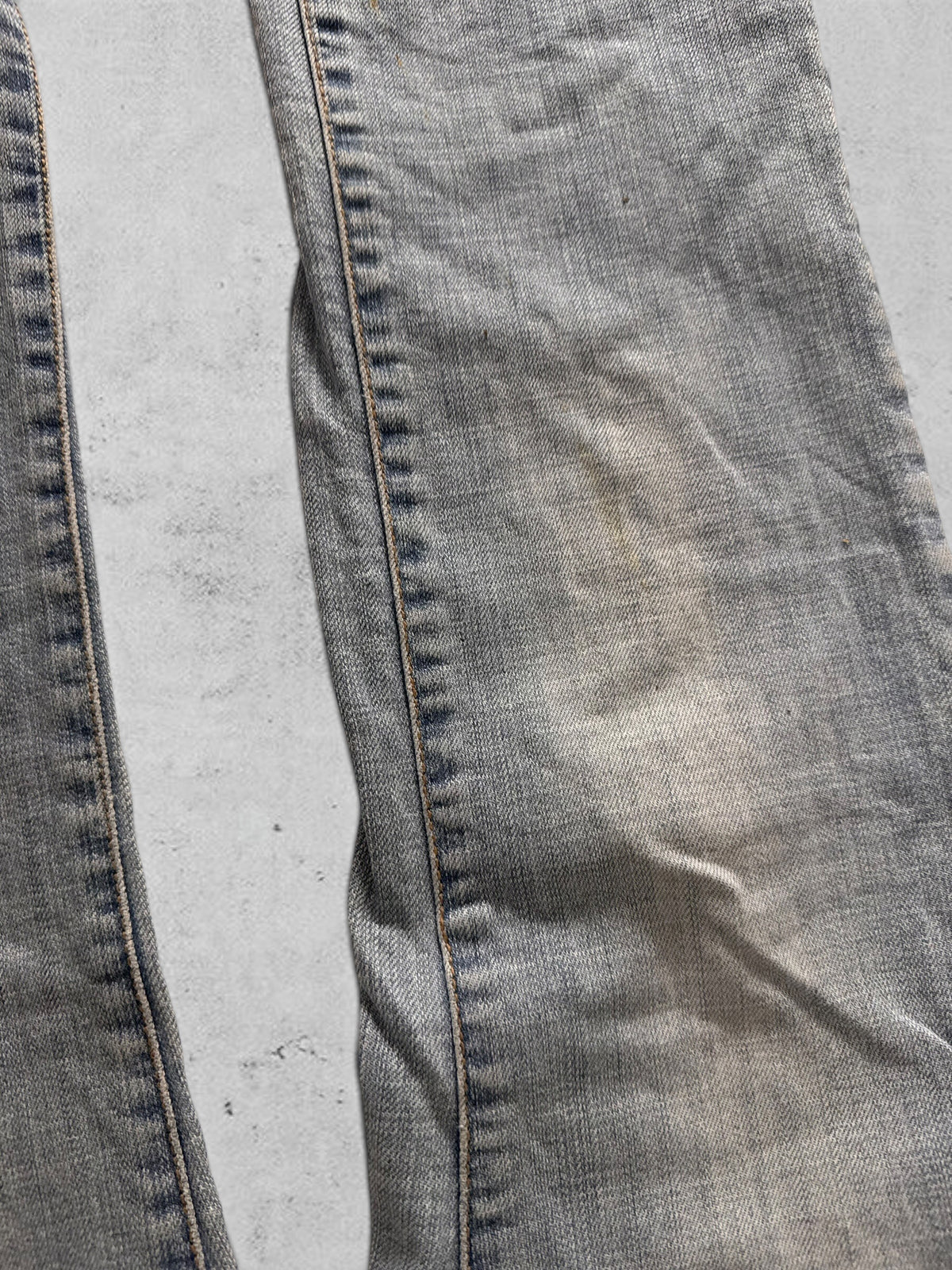Low-rise jeans size: S