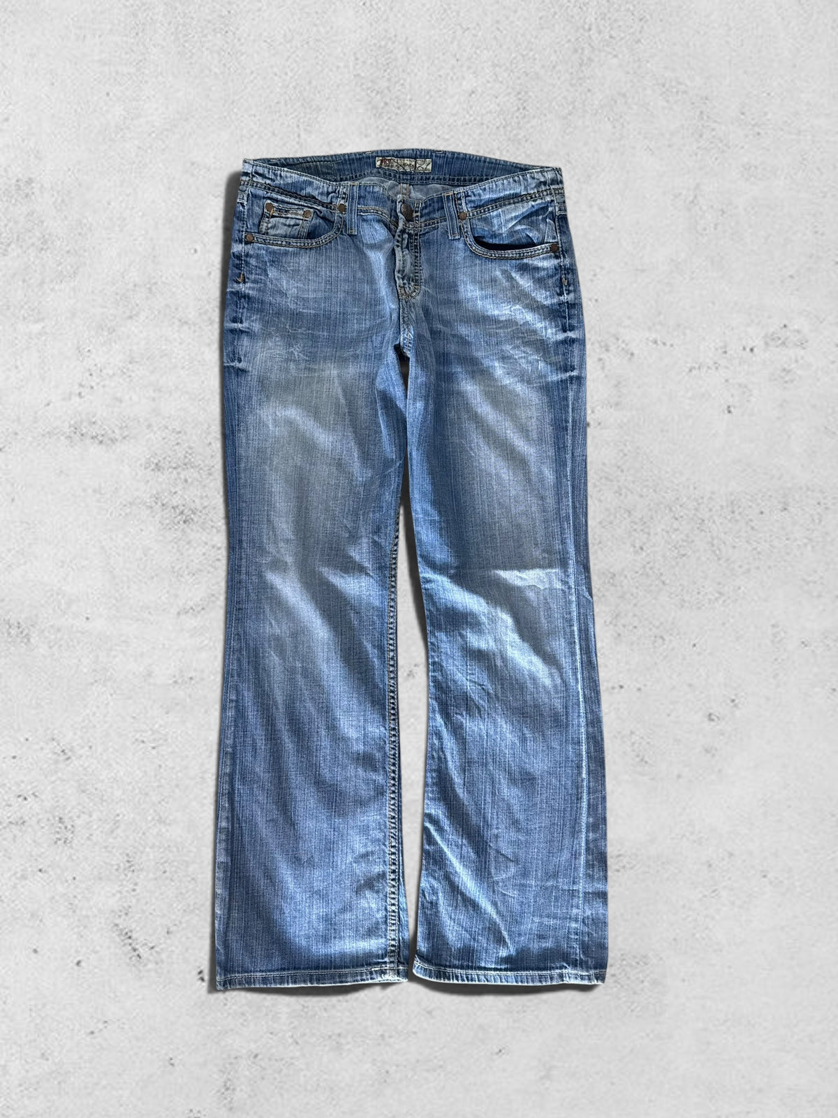 Low-rise jeans size: M