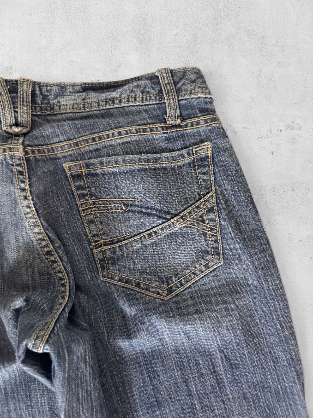 Low-waisted jeans size: S