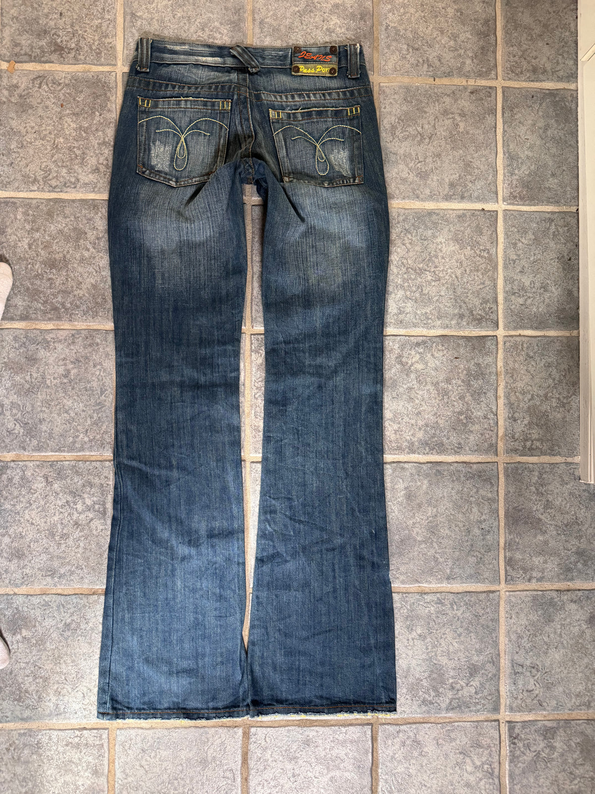 Low-rise jeans size: XS