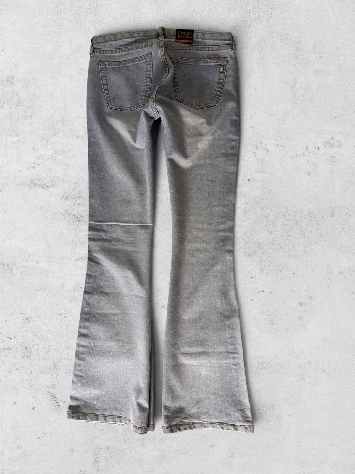Utsvängda jeans stl: XS