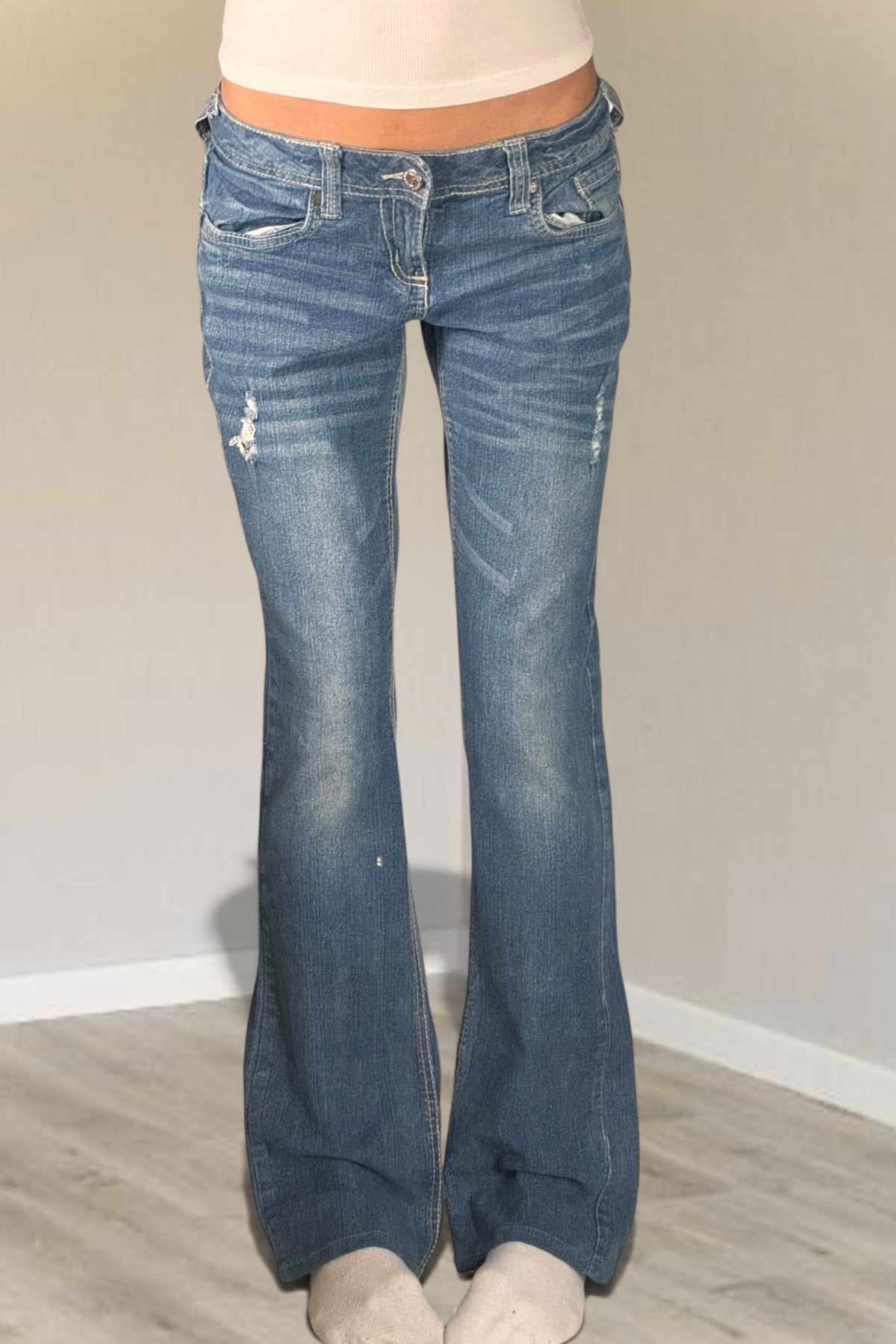 Low-rise jeans size: XS/S