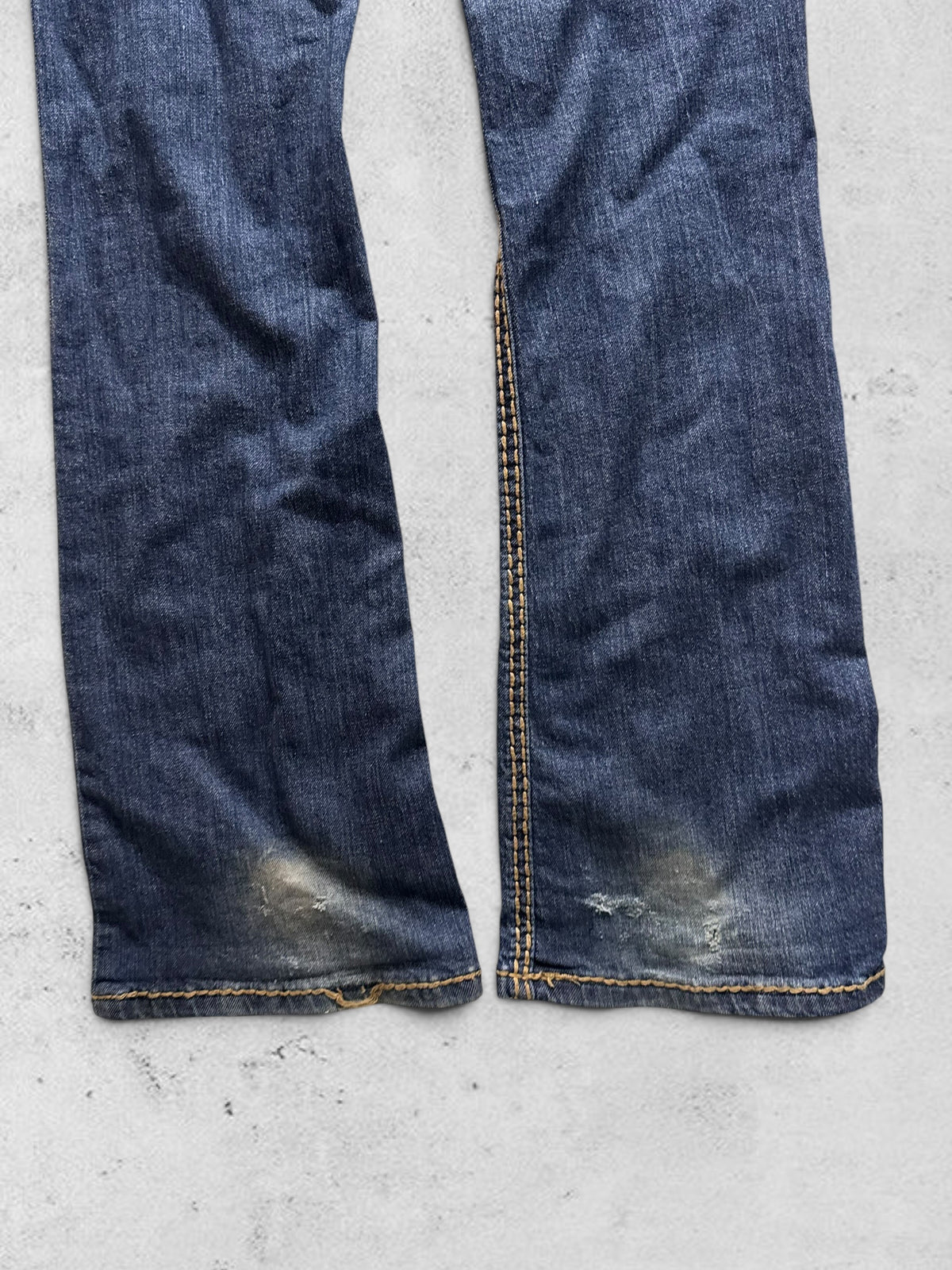 Low-rise jeans size: M