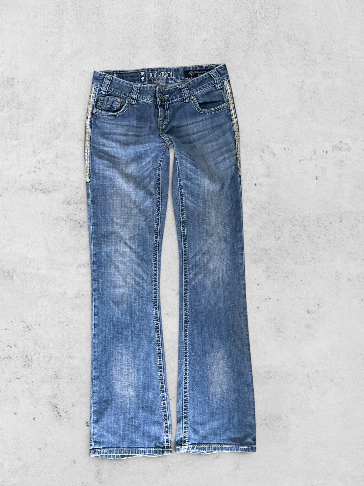 Low-rise jeans size: S