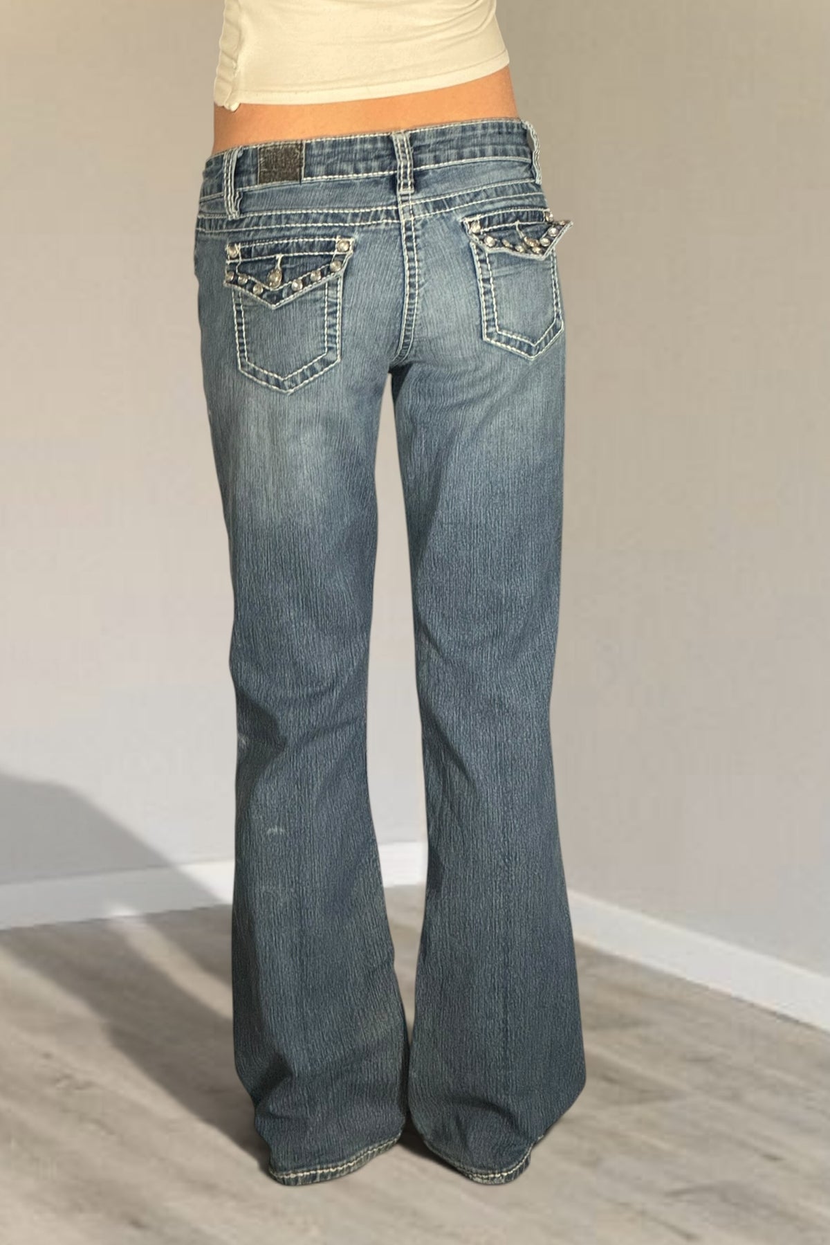 Low-rise jeans size: S