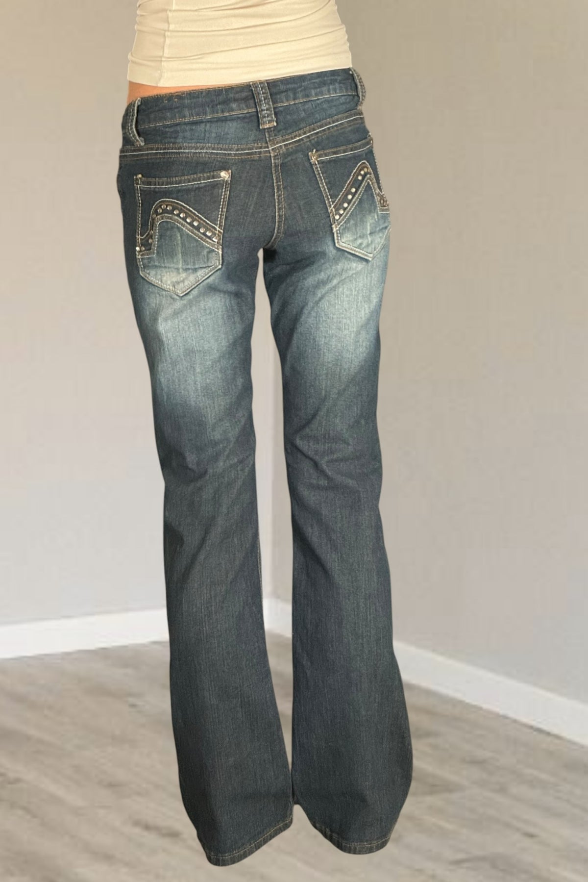 Low-rise jeans size: XS