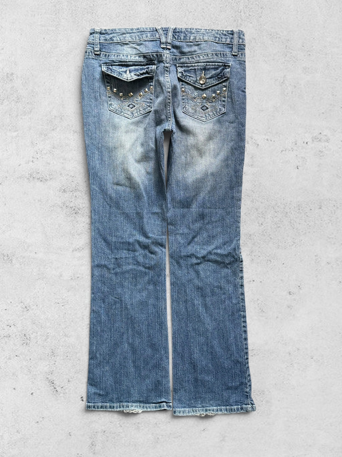 Utsvängda jeans stl: S