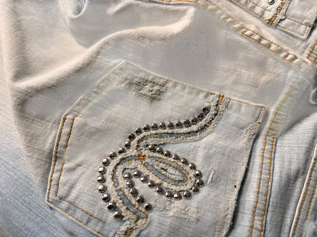 Low-rise jeans size: M