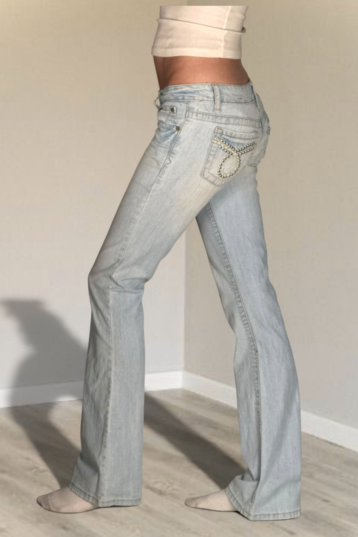 Low-rise jeans size: XXS
