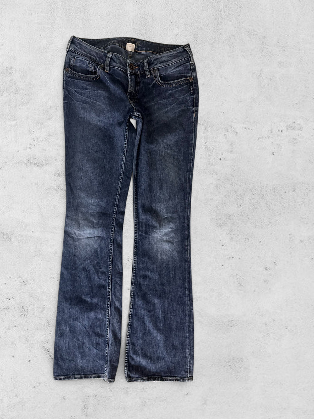 Low-rise jeans size: S