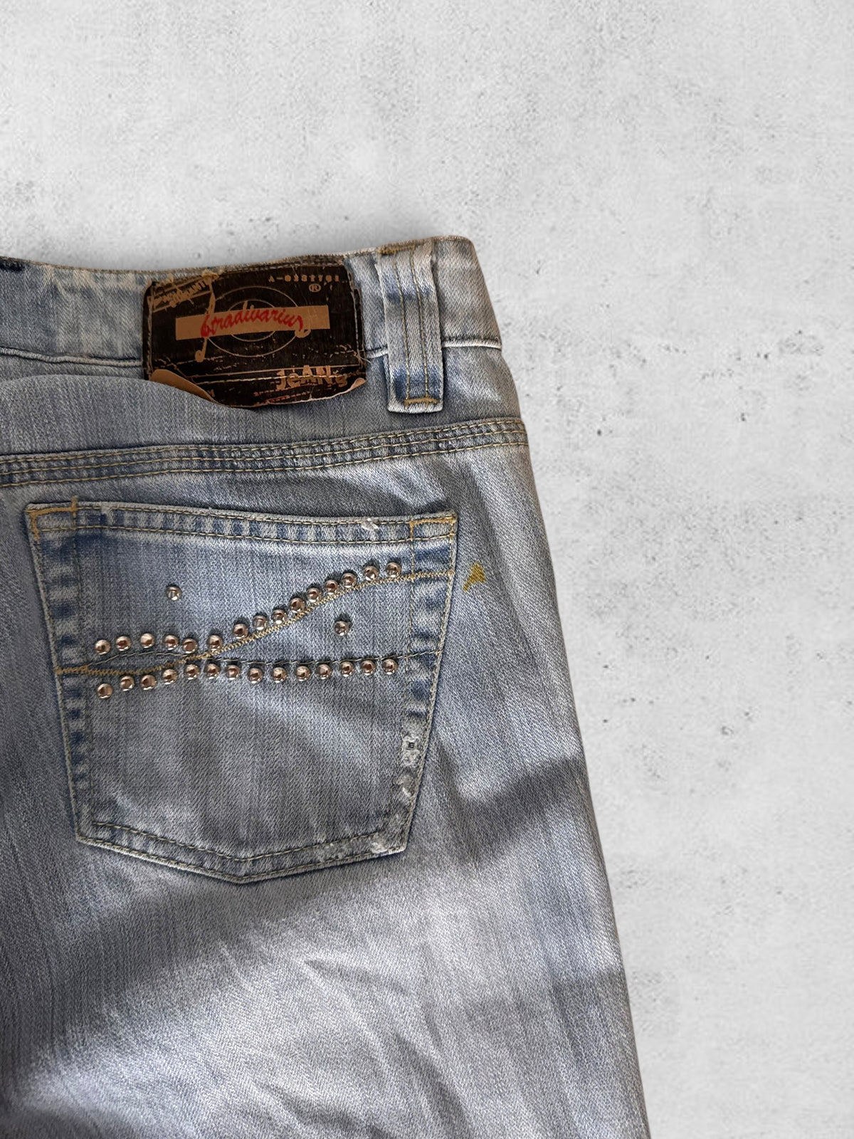 Low-waist jeans size: S
