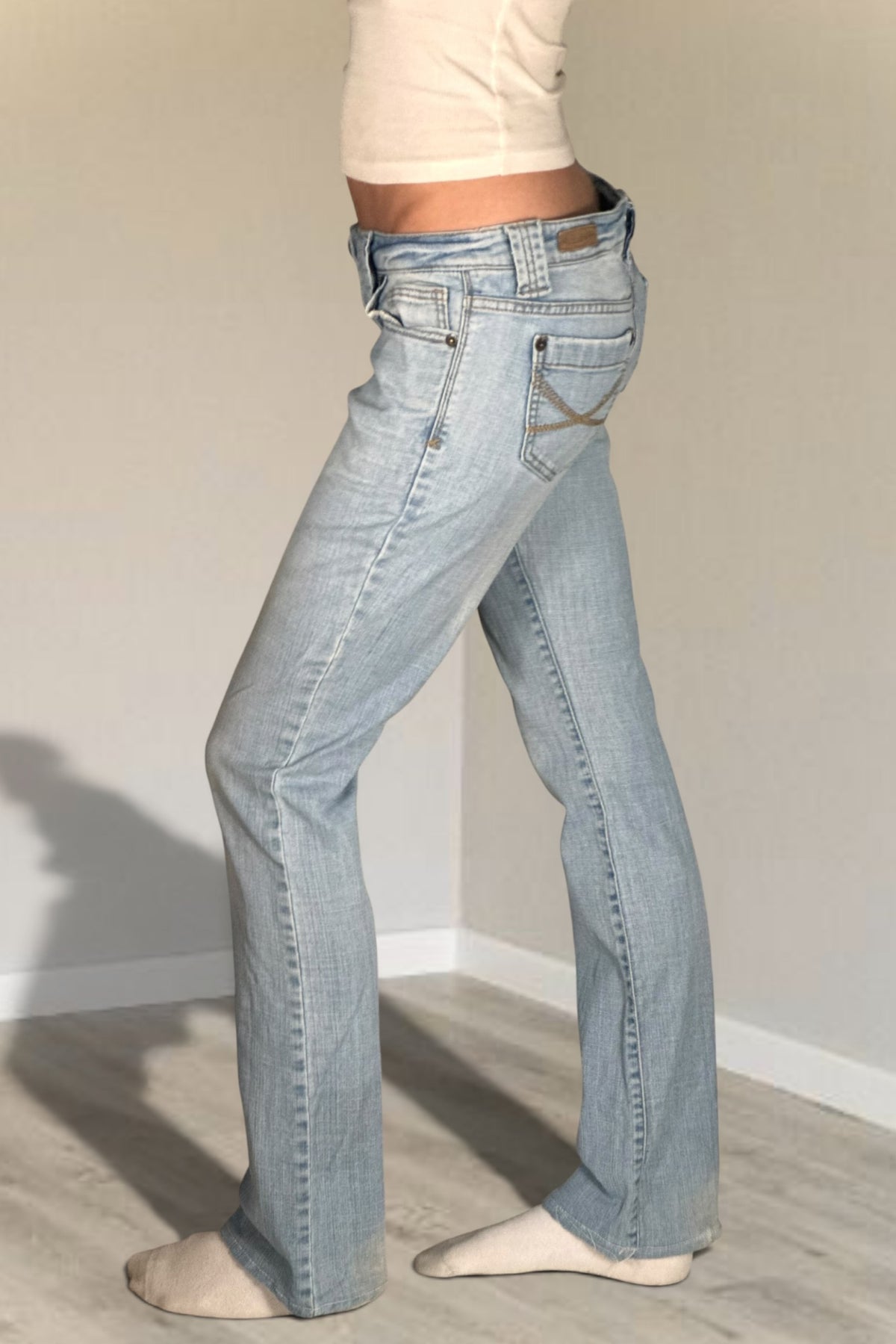 Low-rise jeans size: S