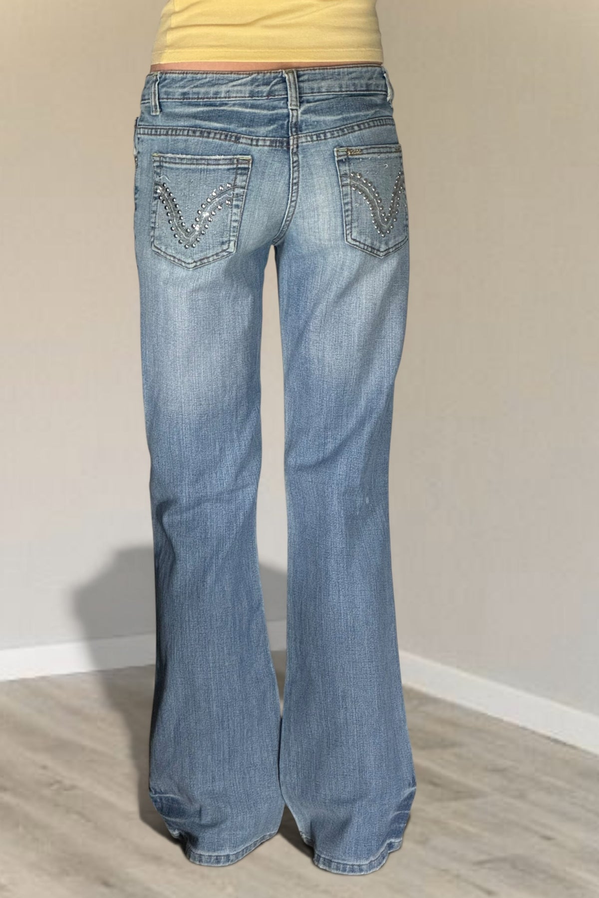 Low-rise jeans size: S